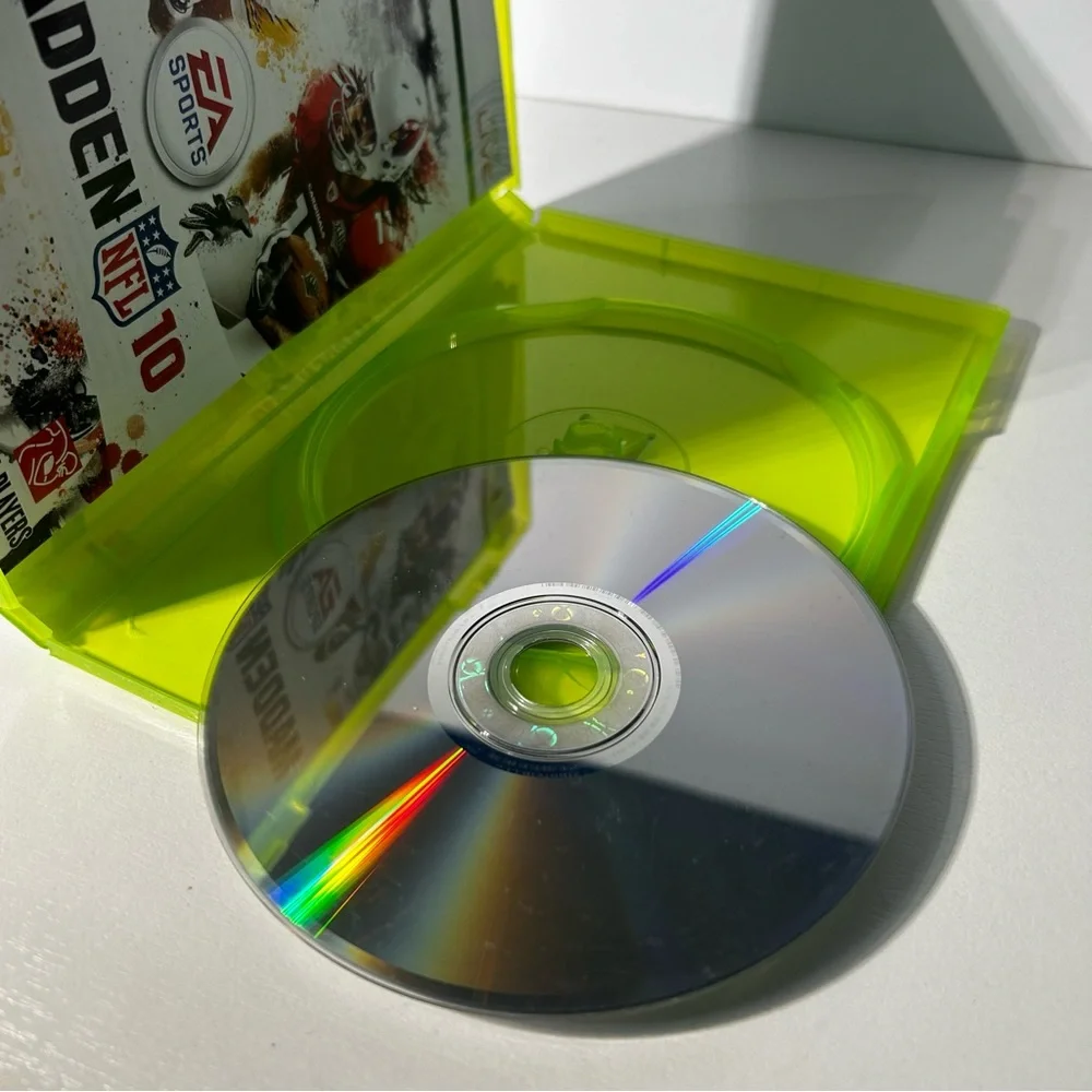 Madden NFL 10,12,15,25 (Microsoft Xbox 360) Lot of 4 **UNTESTED**